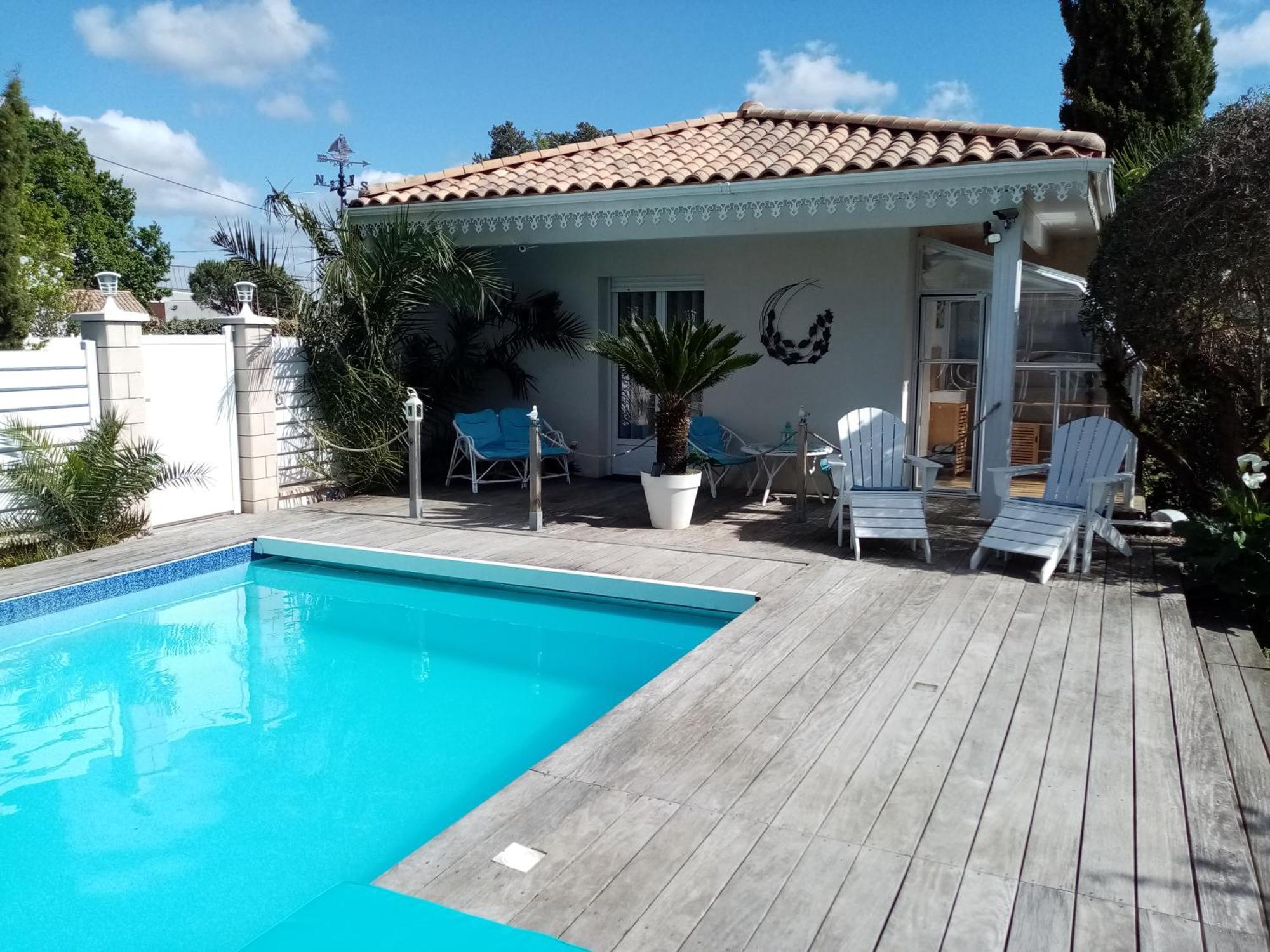 Aresia Bed & Breakfast 2*