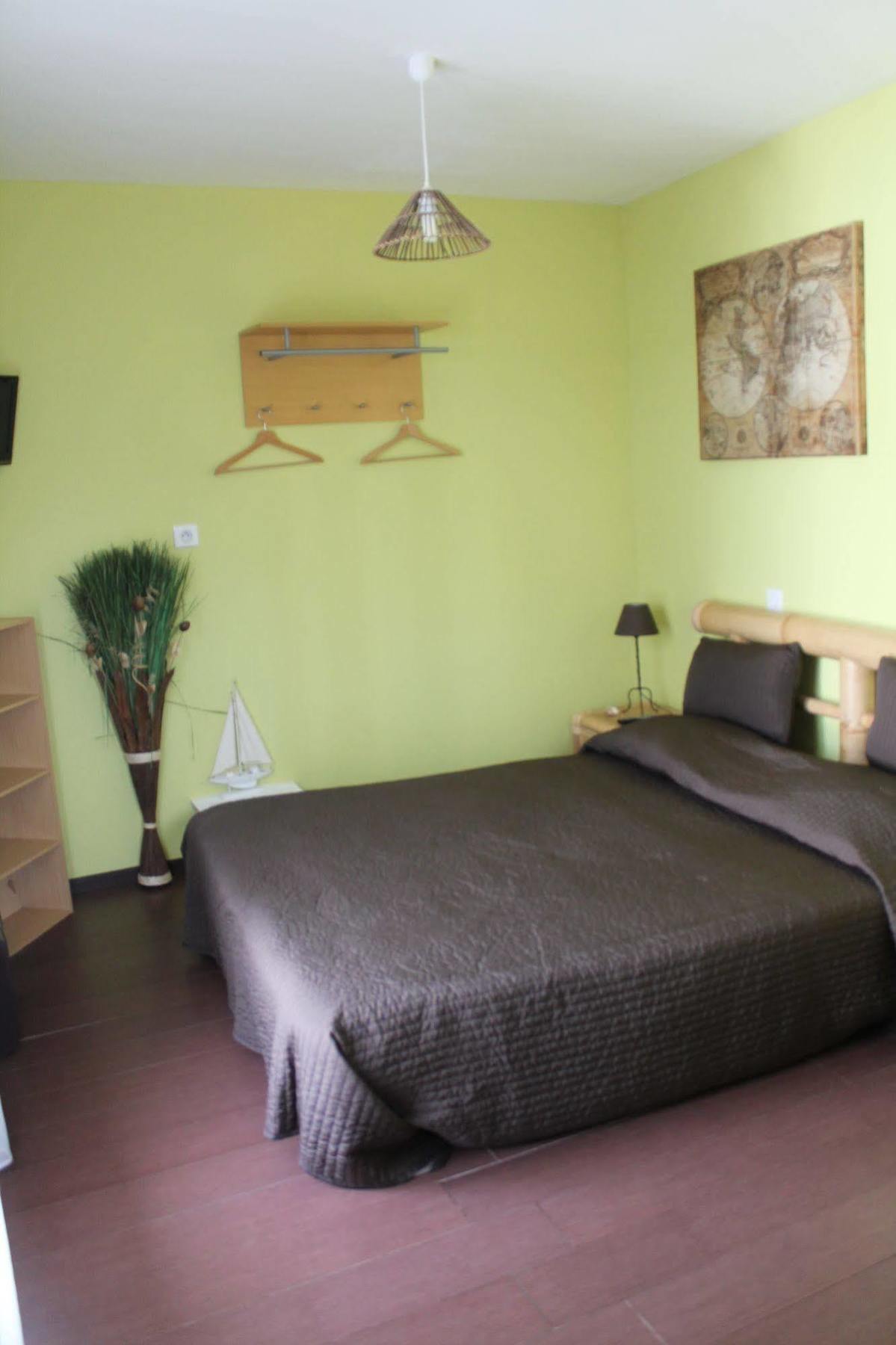 Aresia Bed & Breakfast Ares