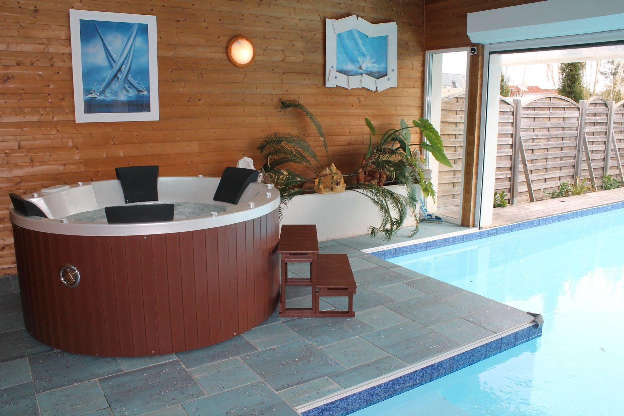 Aresia Bed & Breakfast 2*